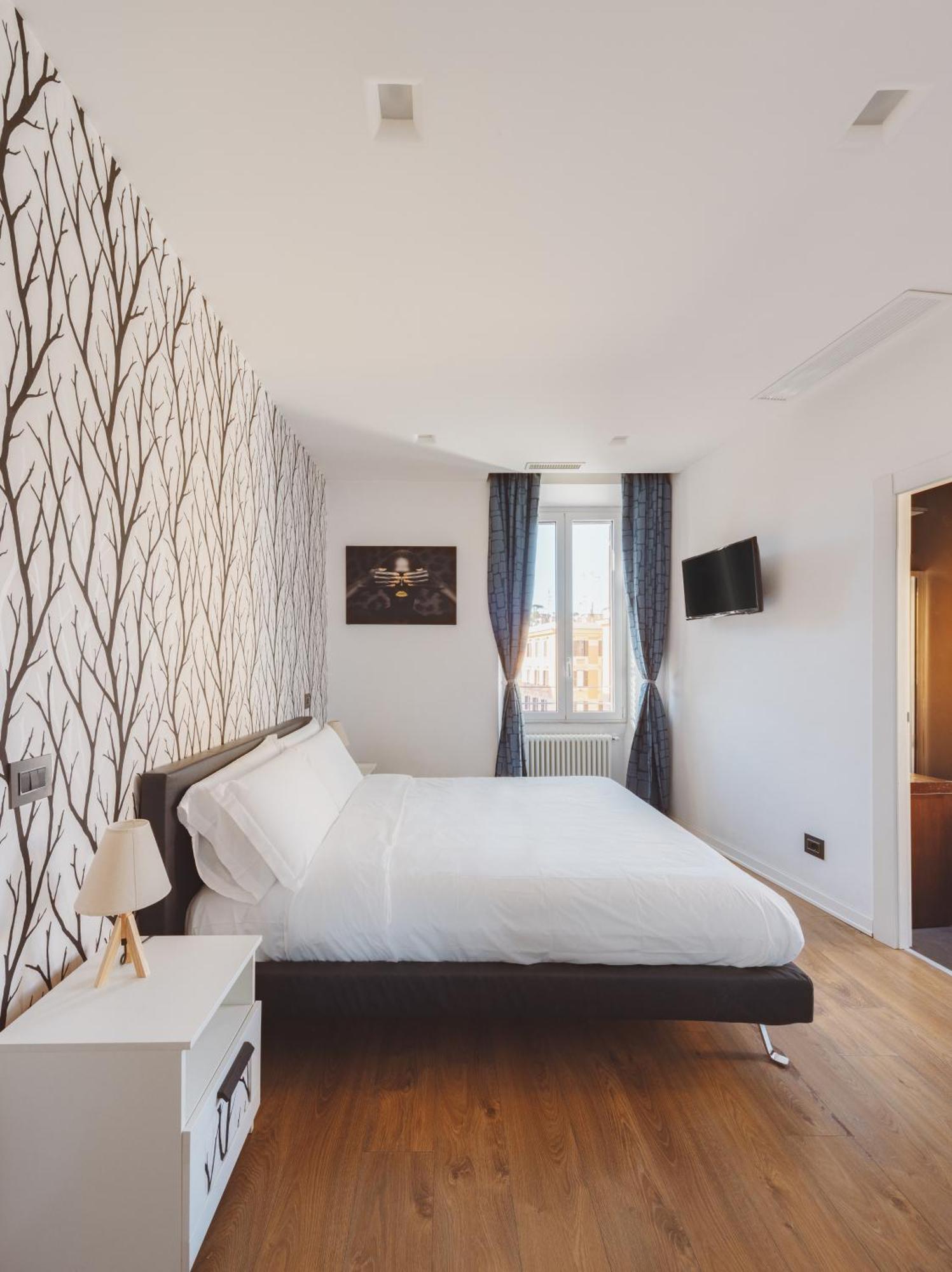 The Place Giuliana Rome Bagian luar foto